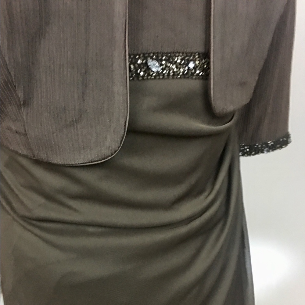 Women’s semi formal dress - Picture 2 of 5